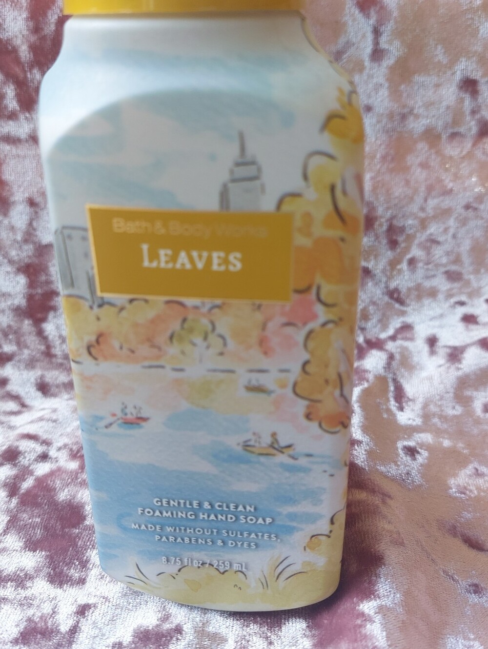 Bath & Body Works Leaves Foaming Hand Soap - Picture 4 of 6